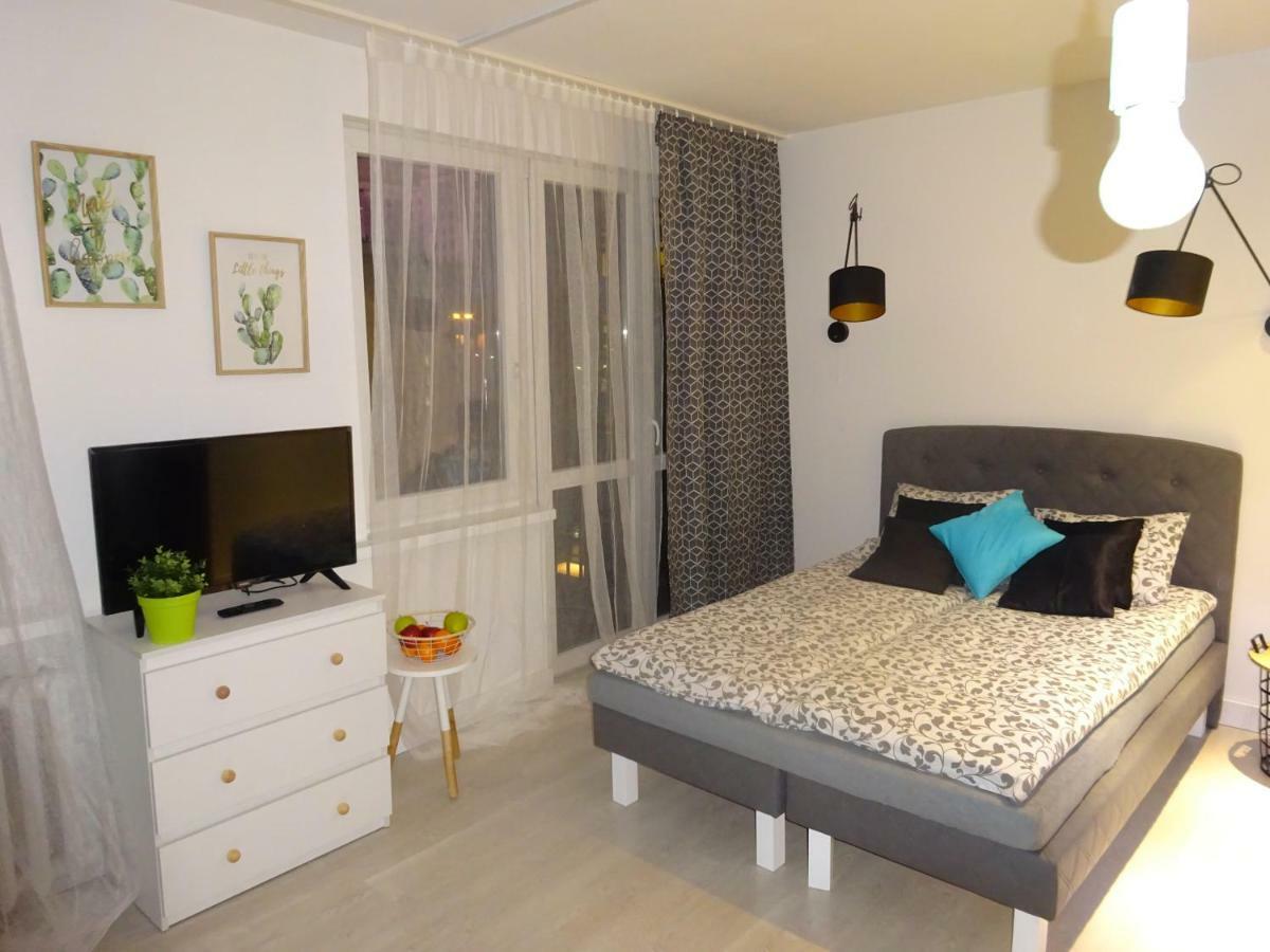Apartament Nikola Warschau Buitenkant foto